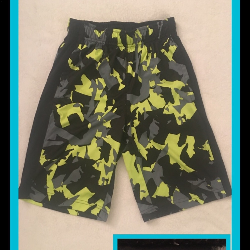 Men’s Athletic shorts-Sz.Small
